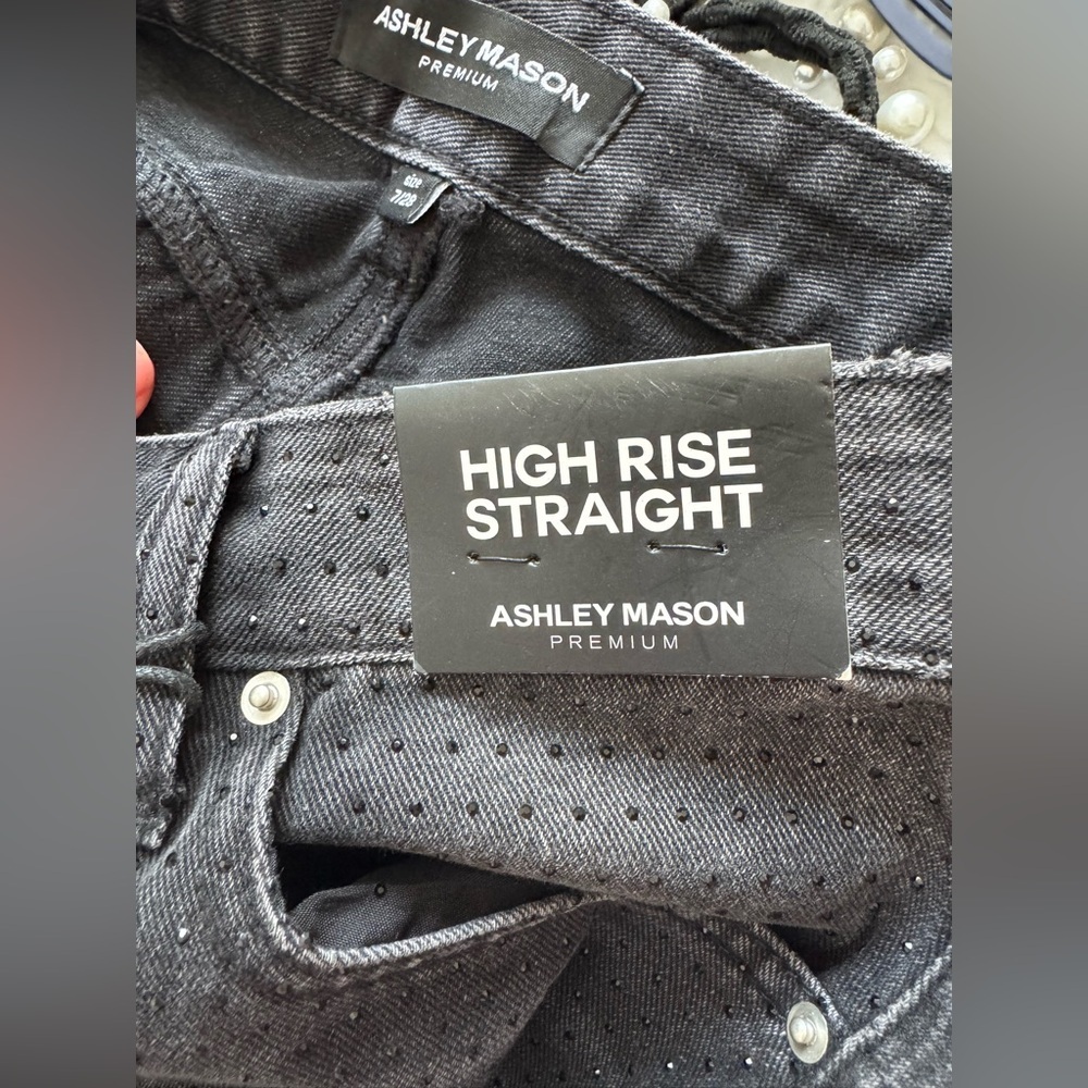 Women's High Rise Straight Embellished Black Jeans Size 7/28 NWT - Picture 8 of 10